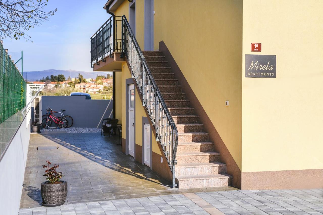 Apartments Mirela Koper Bagian luar foto