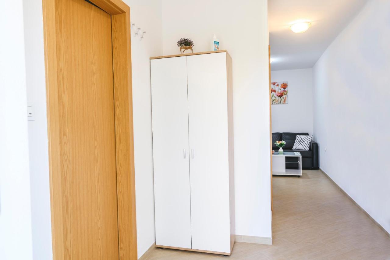 Apartments Mirela Koper Bagian luar foto